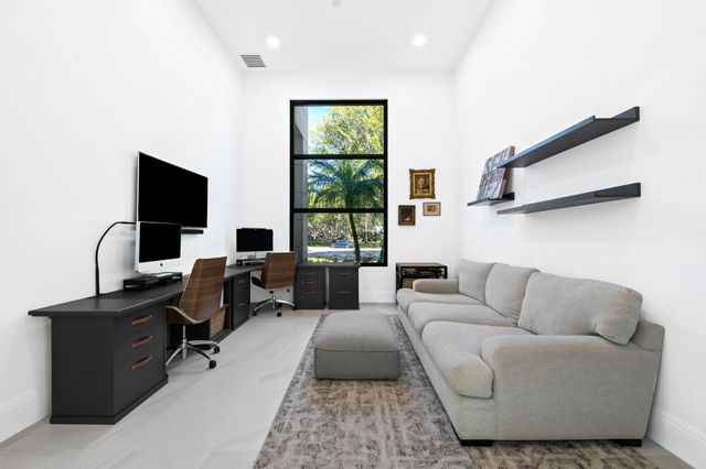 18338 Guardian Circle, Boca Raton, FL 33496