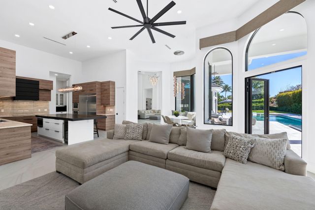 18338 Guardian Circle, Boca Raton, FL 33496