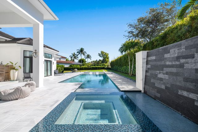 18338 Guardian Circle, Boca Raton, FL 33496