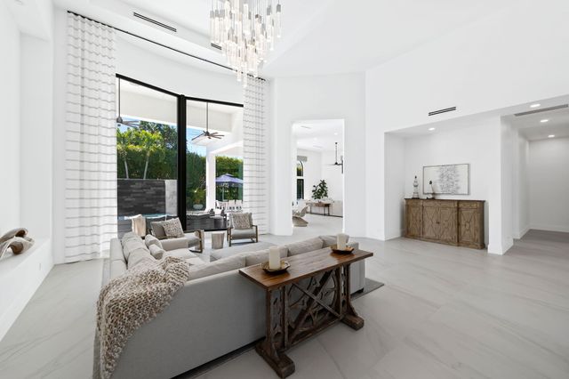 18338 Guardian Circle, Boca Raton, FL 33496