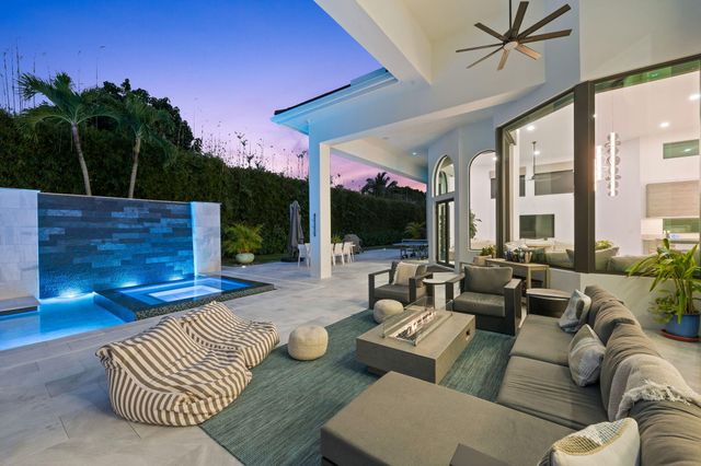 18338 Guardian Circle, Boca Raton, FL 33496