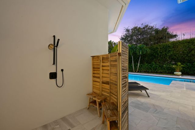 18338 Guardian Circle, Boca Raton, FL 33496