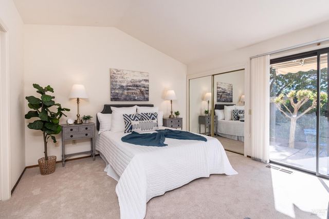 80 Fountain Grove Cir, Napa, CA 94558