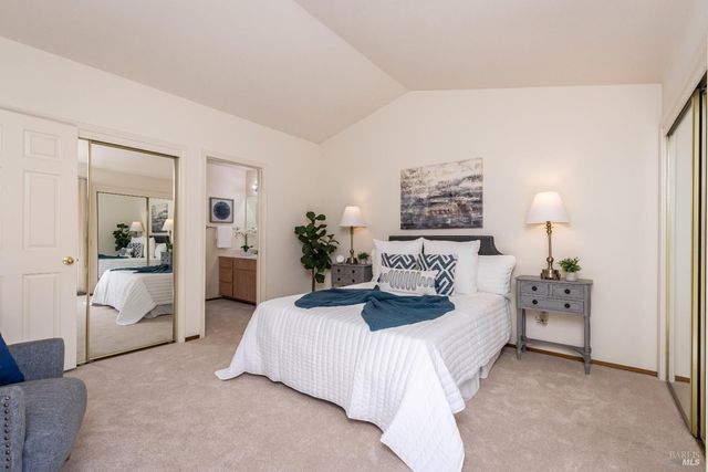 80 Fountain Grove Cir, Napa, CA 94558