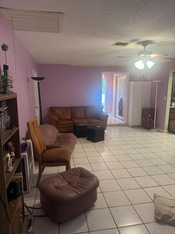 1641 NW 36th Court, Oakland Park, FL 33309