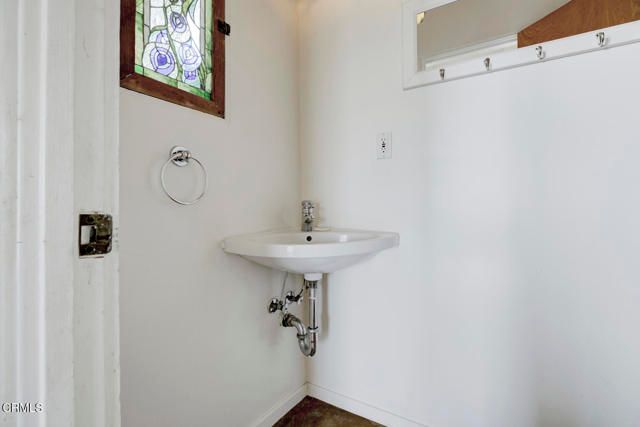 12016 Mountain View Trail, Sylmar (los Angeles), CA 91342