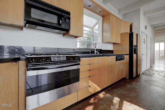 12016 Mountain View Trail, Sylmar (los Angeles), CA 91342