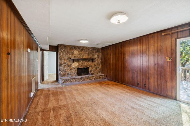 1829 Plumb Branch Rd, Knoxville, TN 37932