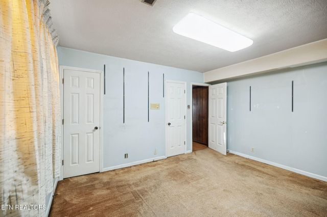 1829 Plumb Branch Rd, Knoxville, TN 37932