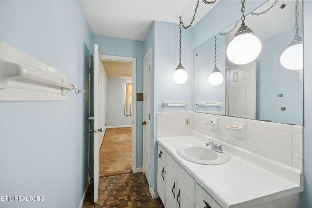 1829 Plumb Branch Rd, Knoxville, TN 37932