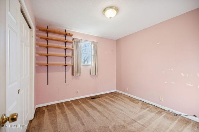 1829 Plumb Branch Rd, Knoxville, TN 37932