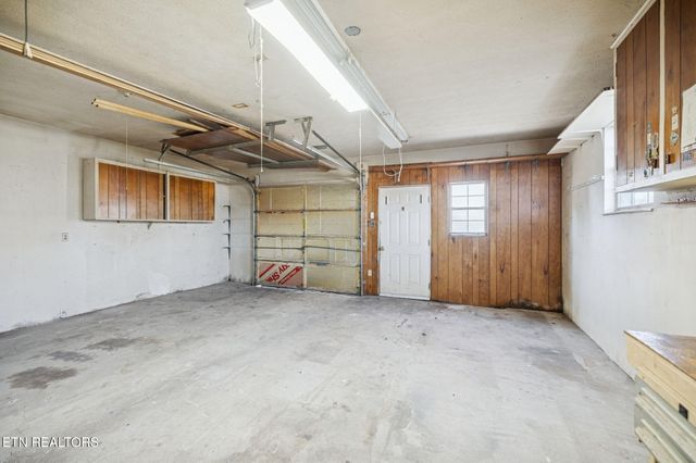 1829 Plumb Branch Rd, Knoxville, TN 37932