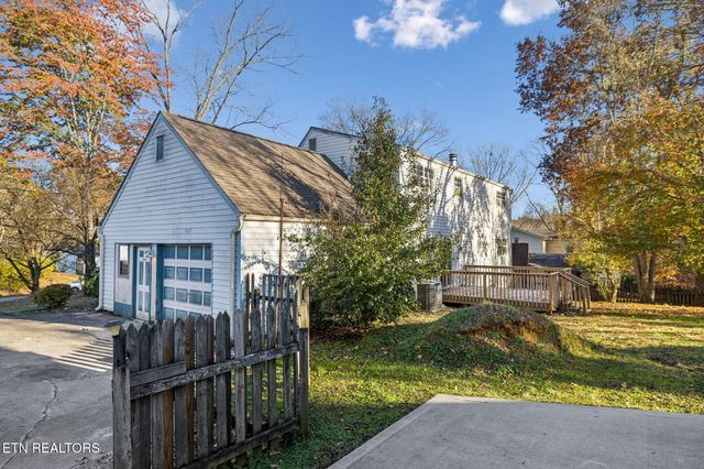 1829 Plumb Branch Rd, Knoxville, TN 37932