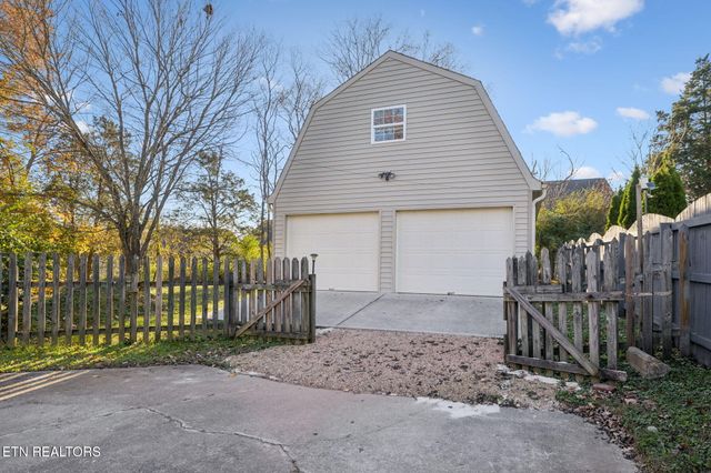 1829 Plumb Branch Rd, Knoxville, TN 37932