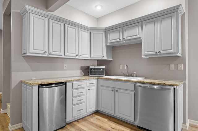 181 White Oak Circle, Walnut Shade, MO 65771