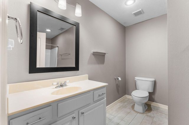 181 White Oak Circle, Walnut Shade, MO 65771