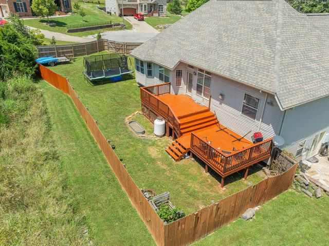 181 White Oak Circle, Walnut Shade, MO 65771