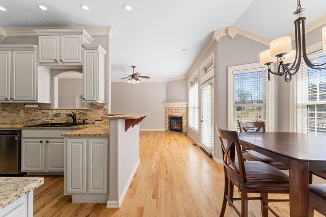 181 White Oak Circle, Walnut Shade, MO 65771