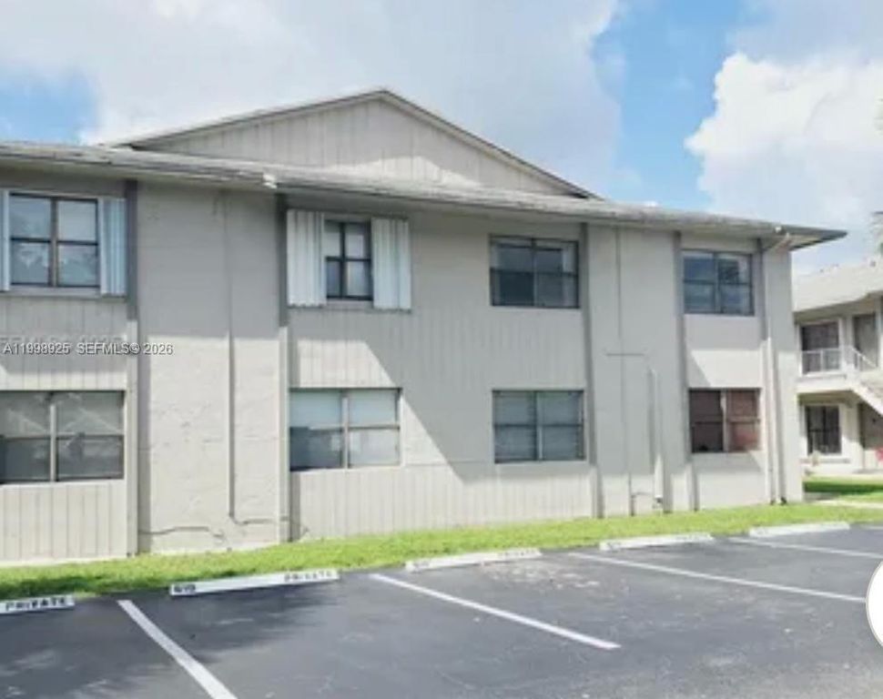 15356 SW 72nd St 32-12, Miami, FL 33193