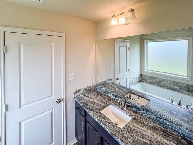 108 Dove Landing Ct. Court, Navasota, TX 77868