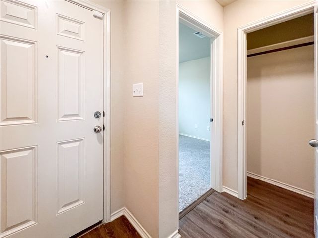 108 Dove Landing Ct. Court, Navasota, TX 77868