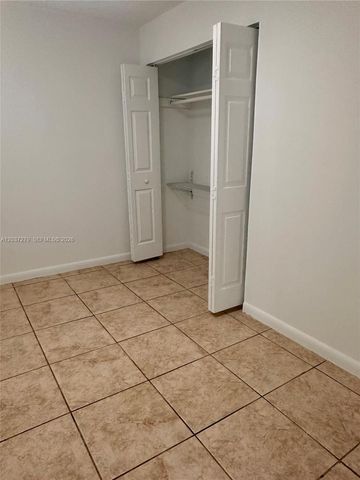 9360 Fontainebleau Blvd 309, Miami, FL 33172