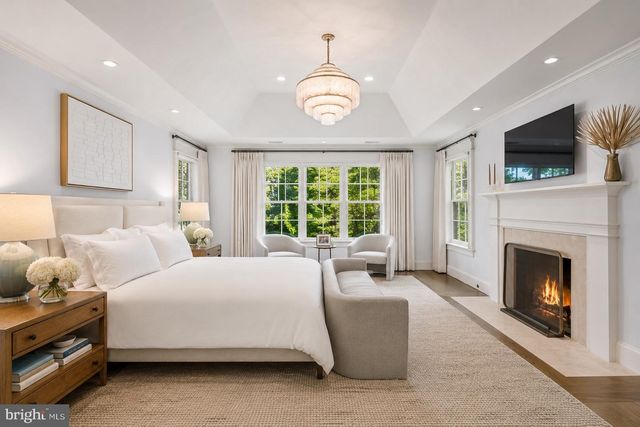 3805 HUNTINGTON ST NW, Washington, DC 20015