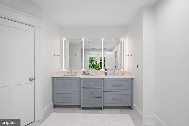 3805 HUNTINGTON ST NW, Washington, DC 20015