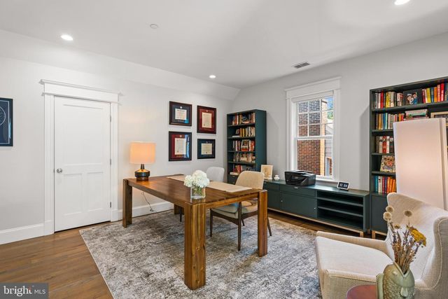 3805 HUNTINGTON ST NW, Washington, DC 20015