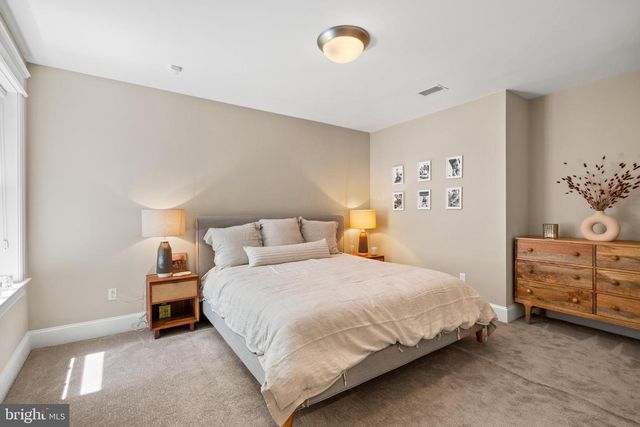 3805 HUNTINGTON ST NW, Washington, DC 20015