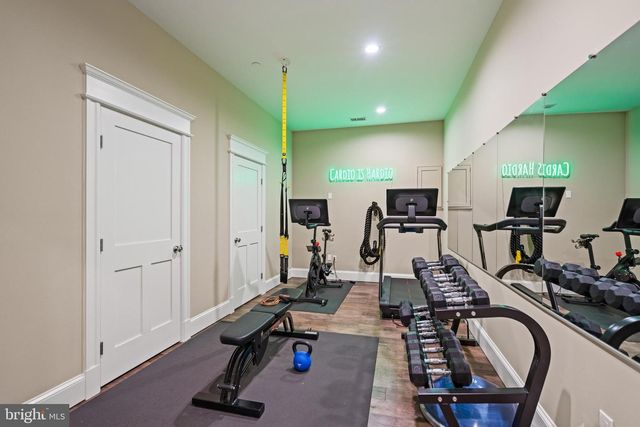 3805 HUNTINGTON ST NW, Washington, DC 20015