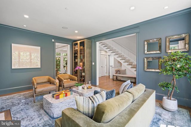 3805 HUNTINGTON ST NW, Washington, DC 20015