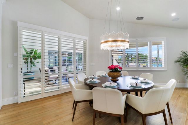 8667 Steeplechase Drive, Palm Beach Gardens, FL 33418