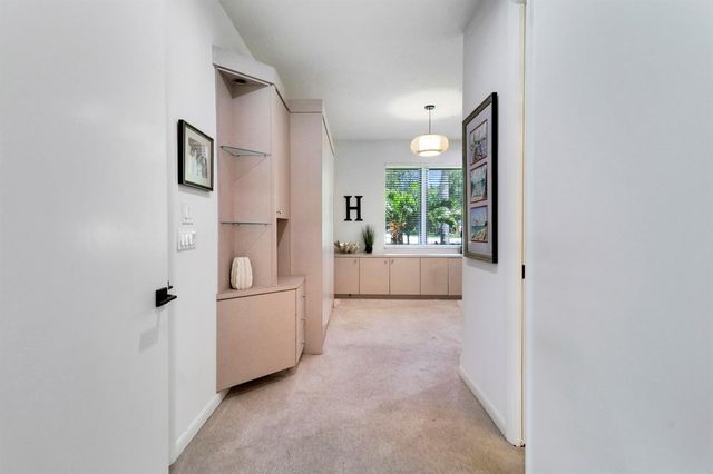 8667 Steeplechase Drive, Palm Beach Gardens, FL 33418