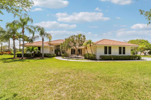 8667 Steeplechase Drive, Palm Beach Gardens, FL 33418