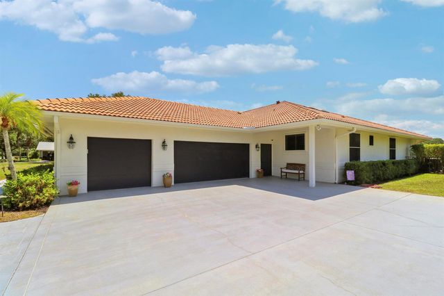 8667 Steeplechase Drive, Palm Beach Gardens, FL 33418