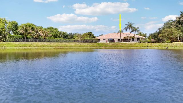 8667 Steeplechase Drive, Palm Beach Gardens, FL 33418