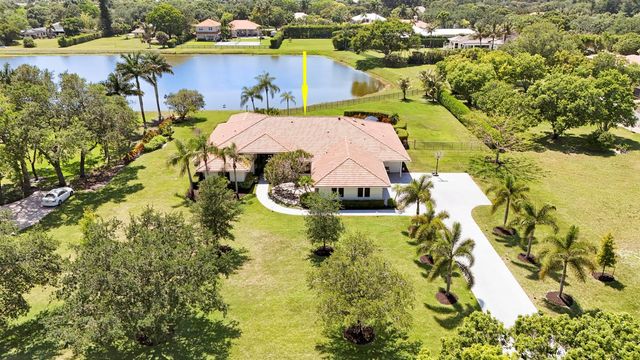 8667 Steeplechase Drive, Palm Beach Gardens, FL 33418
