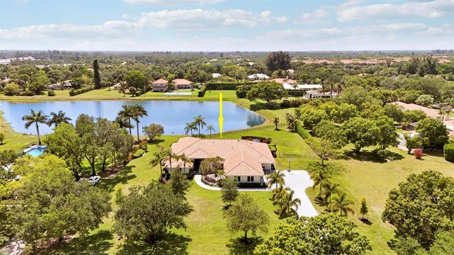 8667 Steeplechase Drive, Palm Beach Gardens, FL 33418