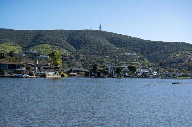 1631 Sonata Lane, San Marcos, CA 92078