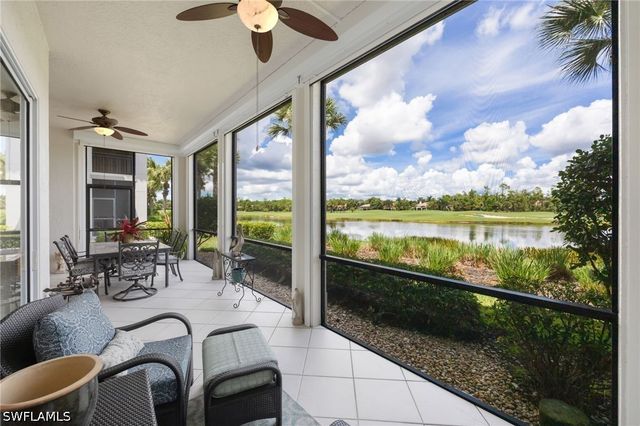 3725 Montreux LN 103, Naples, FL 34114