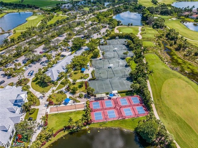 3725 Montreux LN 103, Naples, FL 34114