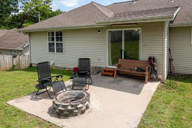 1987 W Arlington Street, Springfield, MO 65810