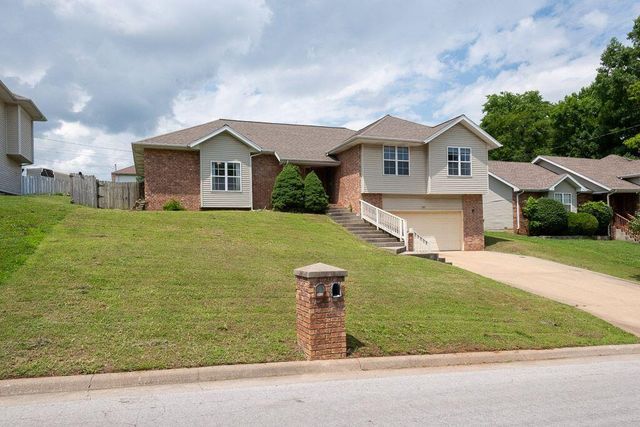 1987 W Arlington Street, Springfield, MO 65810