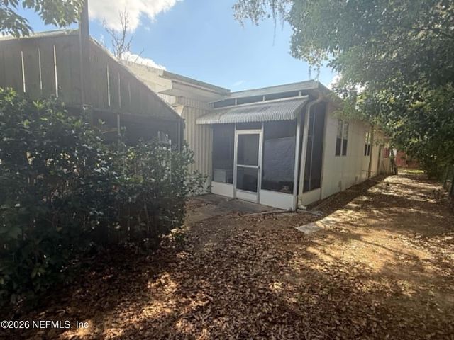 412 64TH Street, Interlachen, FL 32148