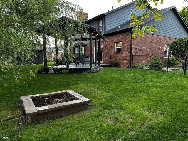 651 Leah Way, Greenwood, IN 46142