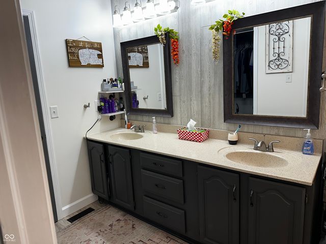 651 Leah Way, Greenwood, IN 46142