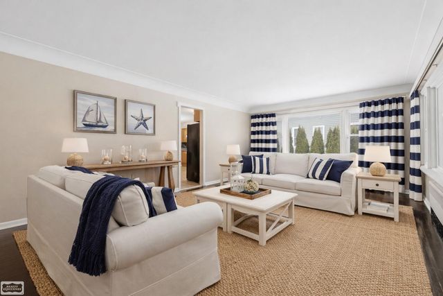 114 Interlochen Drive, Algonac, MI 48001