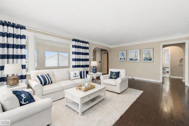 114 Interlochen Drive, Algonac, MI 48001