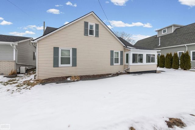 114 Interlochen Drive, Algonac, MI 48001